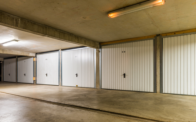Boxes de parking : le stockage est désormais autorisé sous conditions… mais pas pour tous les propriétaires !